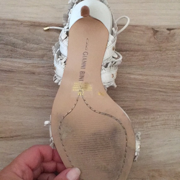 Gianni Bini Fringe Heel - Picture 4 of 6